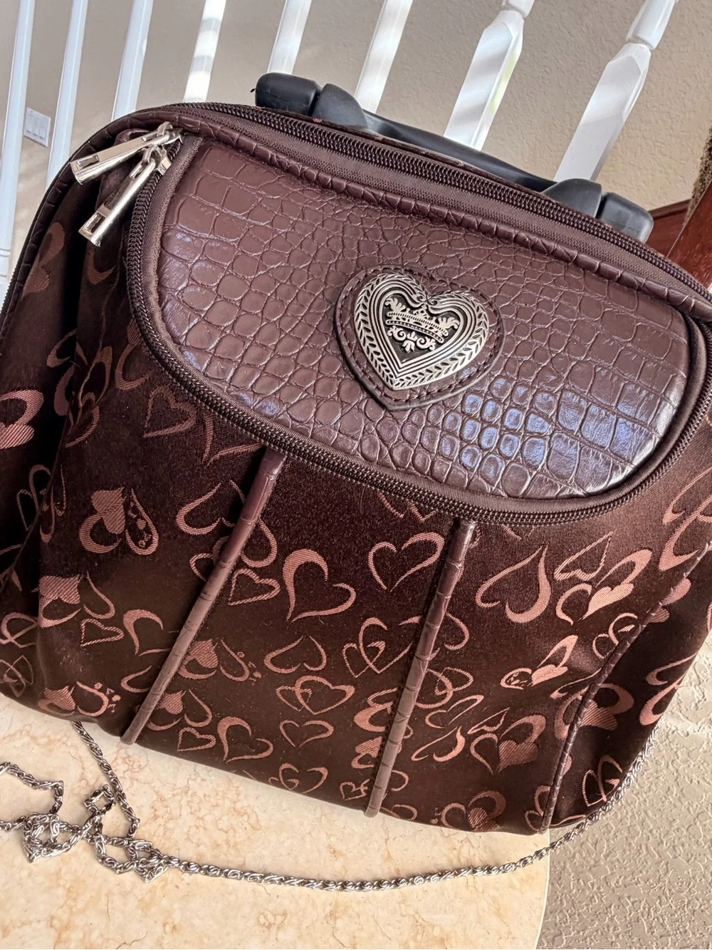 Heart-Accent Brown Women’s Shoulder Bag